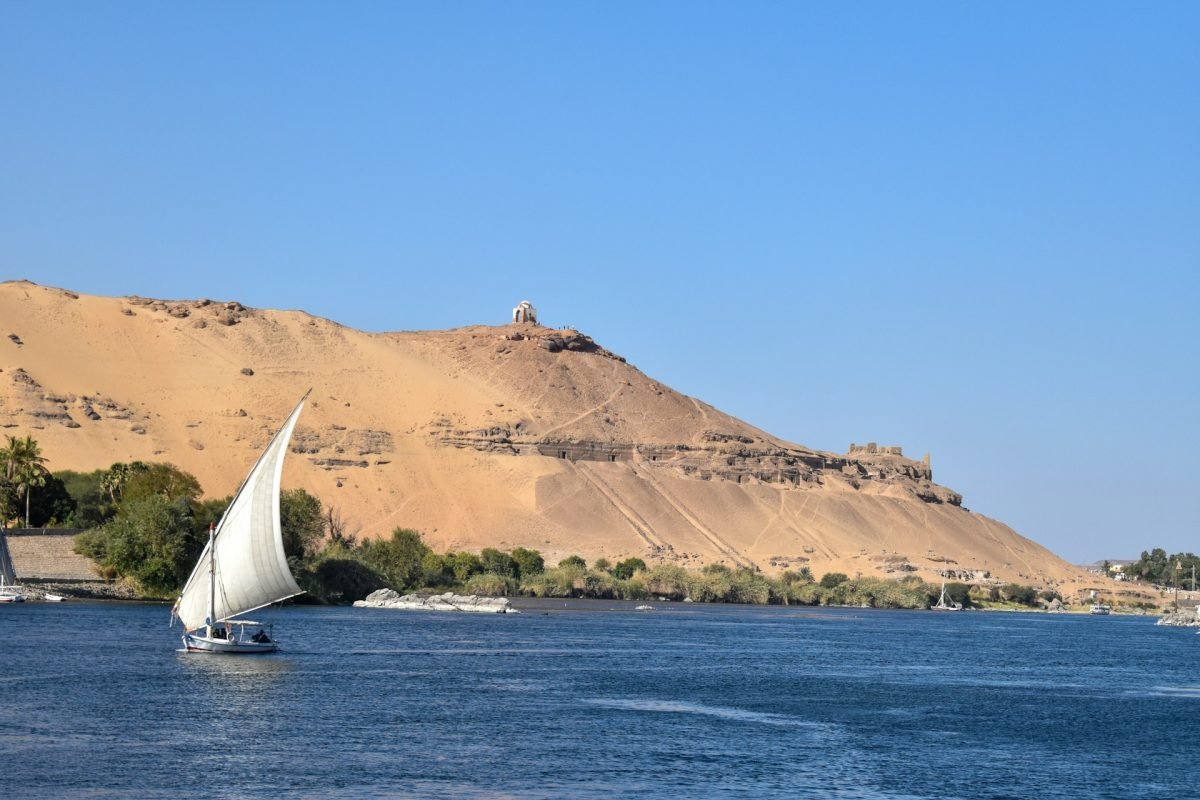 الأقصر وأسوان